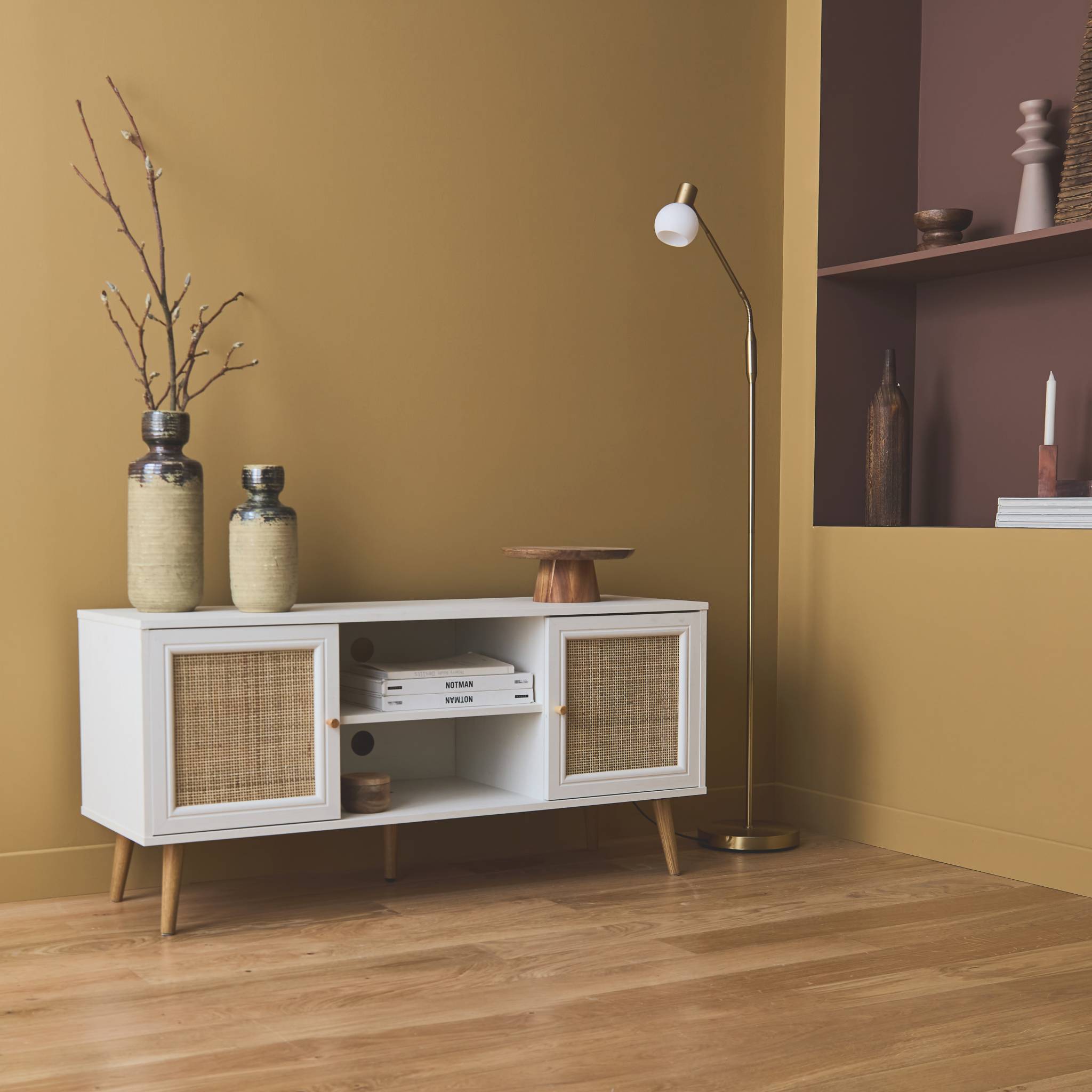 sweeek - Meuble TV en cannage 120x39x56.5cm -  Bohème - Blanc. 2 niveaux. 2 étagères. 2 portes. pieds scandinaves | sweeek - Image 3