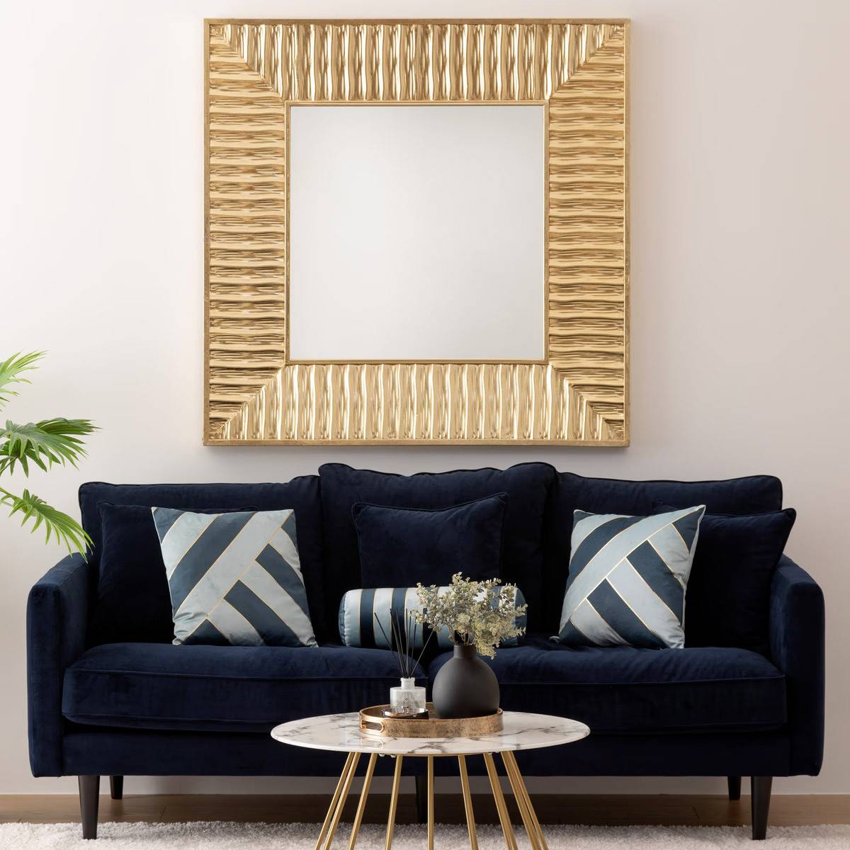 Atmosphera - Coussin décoratif Velours Bleu 2 tons avec bande dorée 40 x 40 cm - Image 6