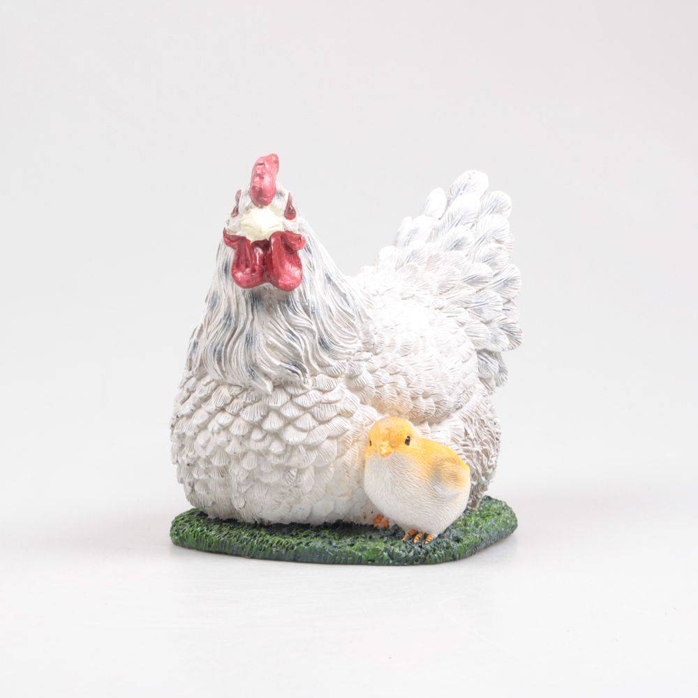 Farmwood Animals - Poule couvant avec poussin en résine 17 x 23 x 19 cm - Image 2