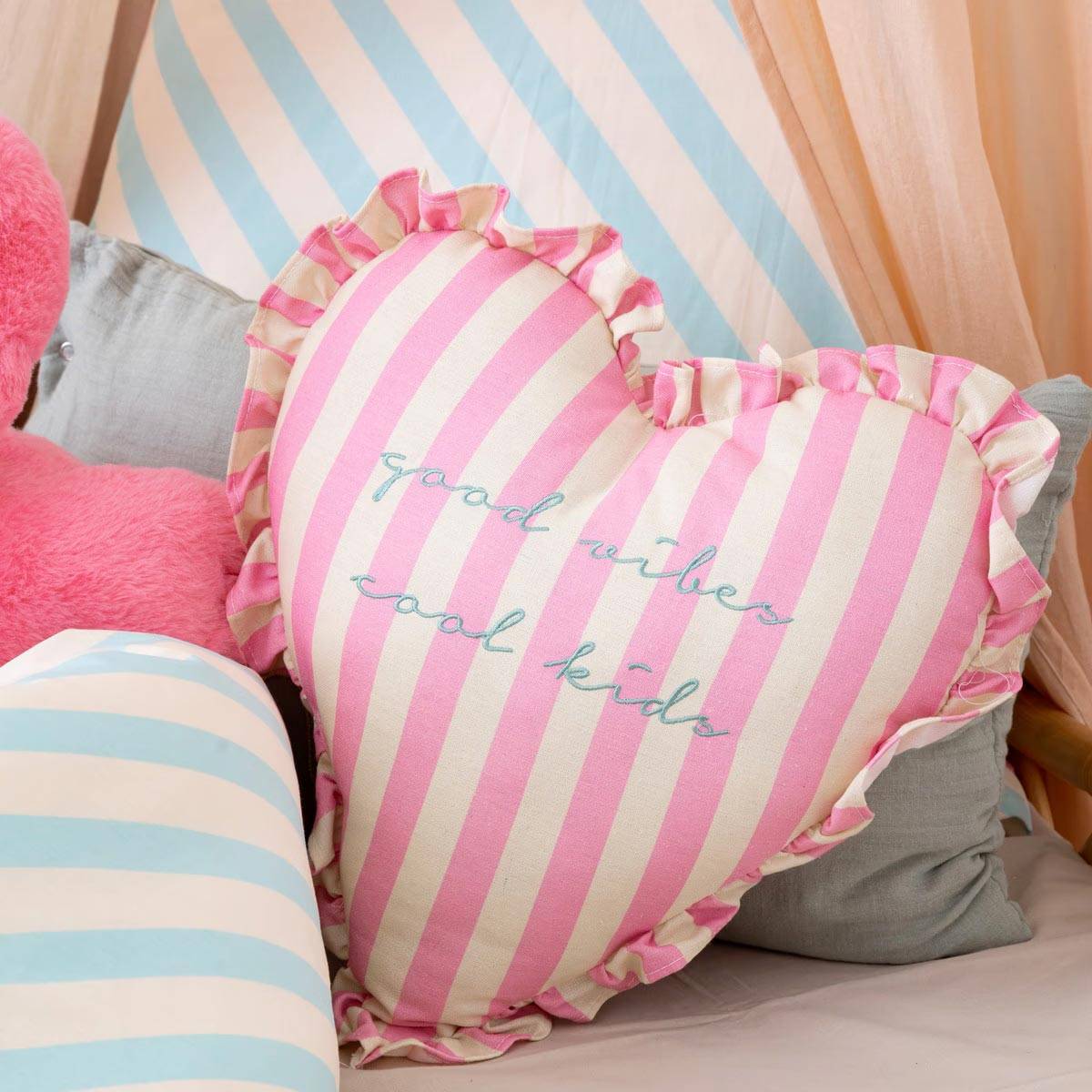 Coussin enfant en forme de coeur - ATMOSPHERA - Polyester - Rose - Image 4