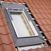 Velux France - Collerette d'écran de sous-toiture VELUX 78x98 cm - BFX MK04 1000 - Image 2