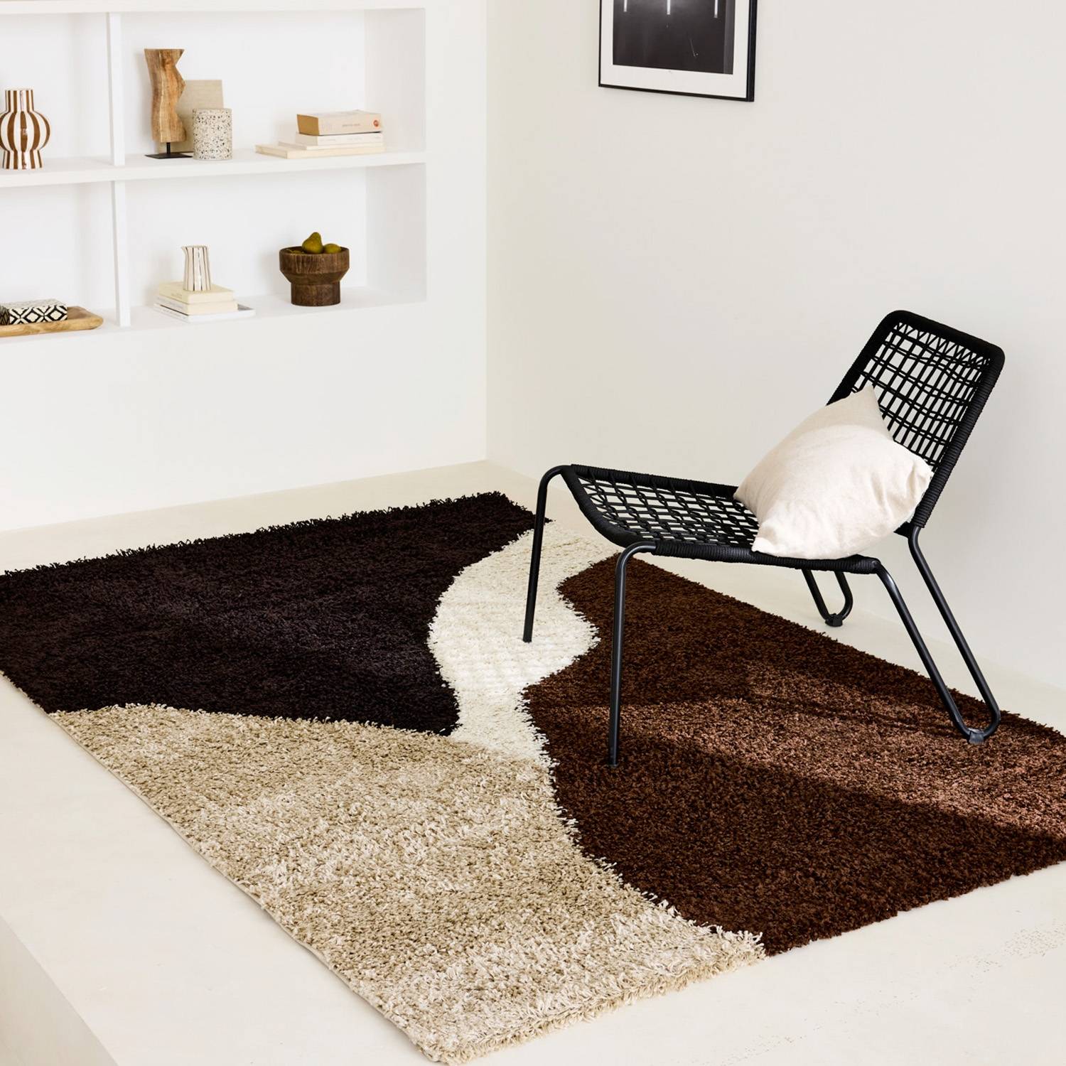 Tapis intérieur shaggy motifs géométriques beige. marron. noir 160 x 230 cm - Omar | sweeek - Image 1