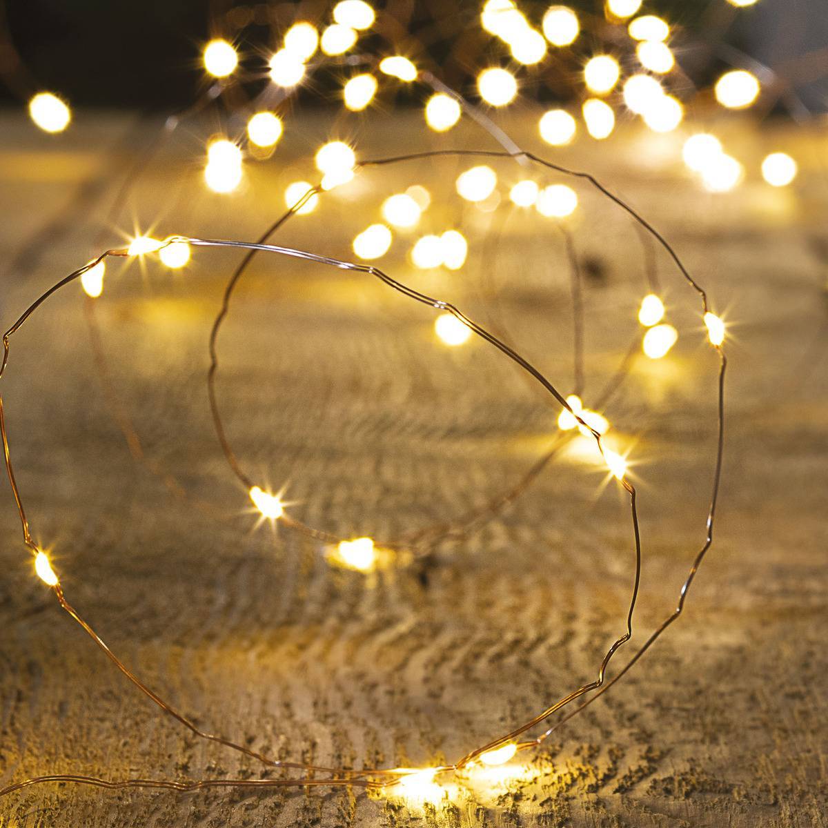 Fééric Lights & Christmas - Guirlande lumineuse extérieur solaire 20m blanc chaud 200 LED 8 jeux FEERIC LIGHTS & CHRISTMAS - Image 1