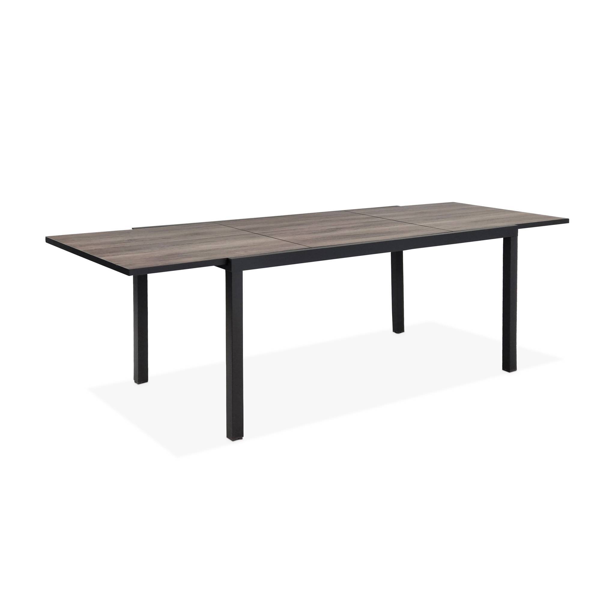 sweeek - Table de jardin NASHVILLE extensible 160/240cm 8 places plateau effet bois foncé structure aluminium | sweeek - Image 2