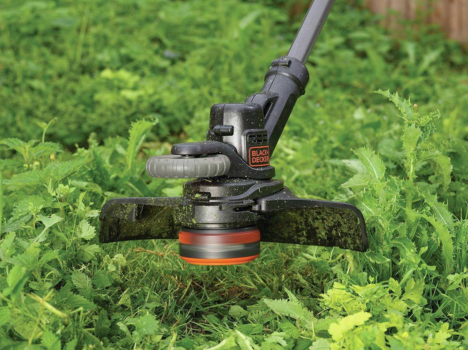 Coupe bordure sans fil - 28cm - BLACK+DECKER - 1 batterie 18V 2.0Ah + chargeur - STC1820EPC-QW - Image 4