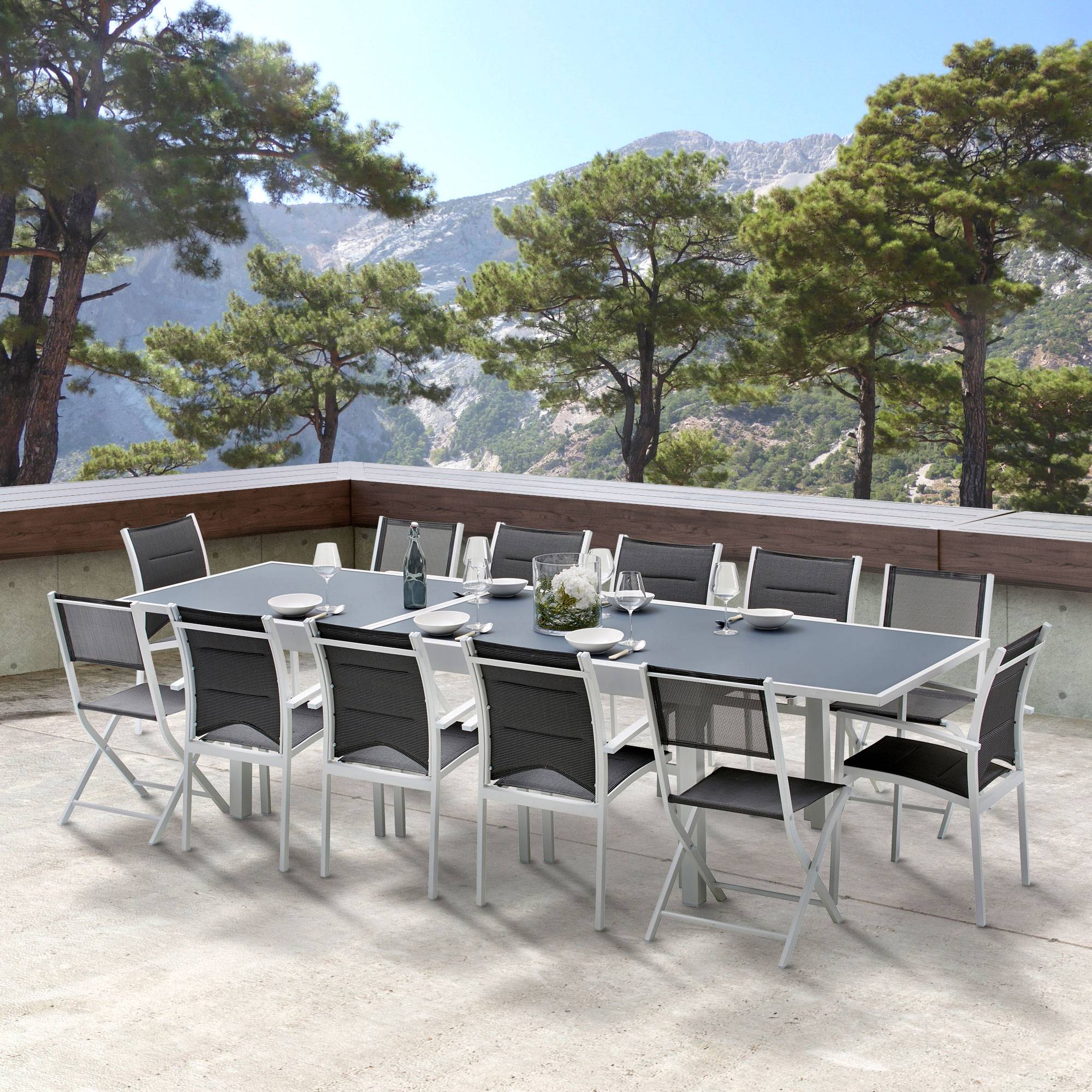 Wilsa Garden - Ensemble MODULO 8/12p en aluminium blanc et verre trempé gris perle avec 12 fauteuils en textilène - Image 2
