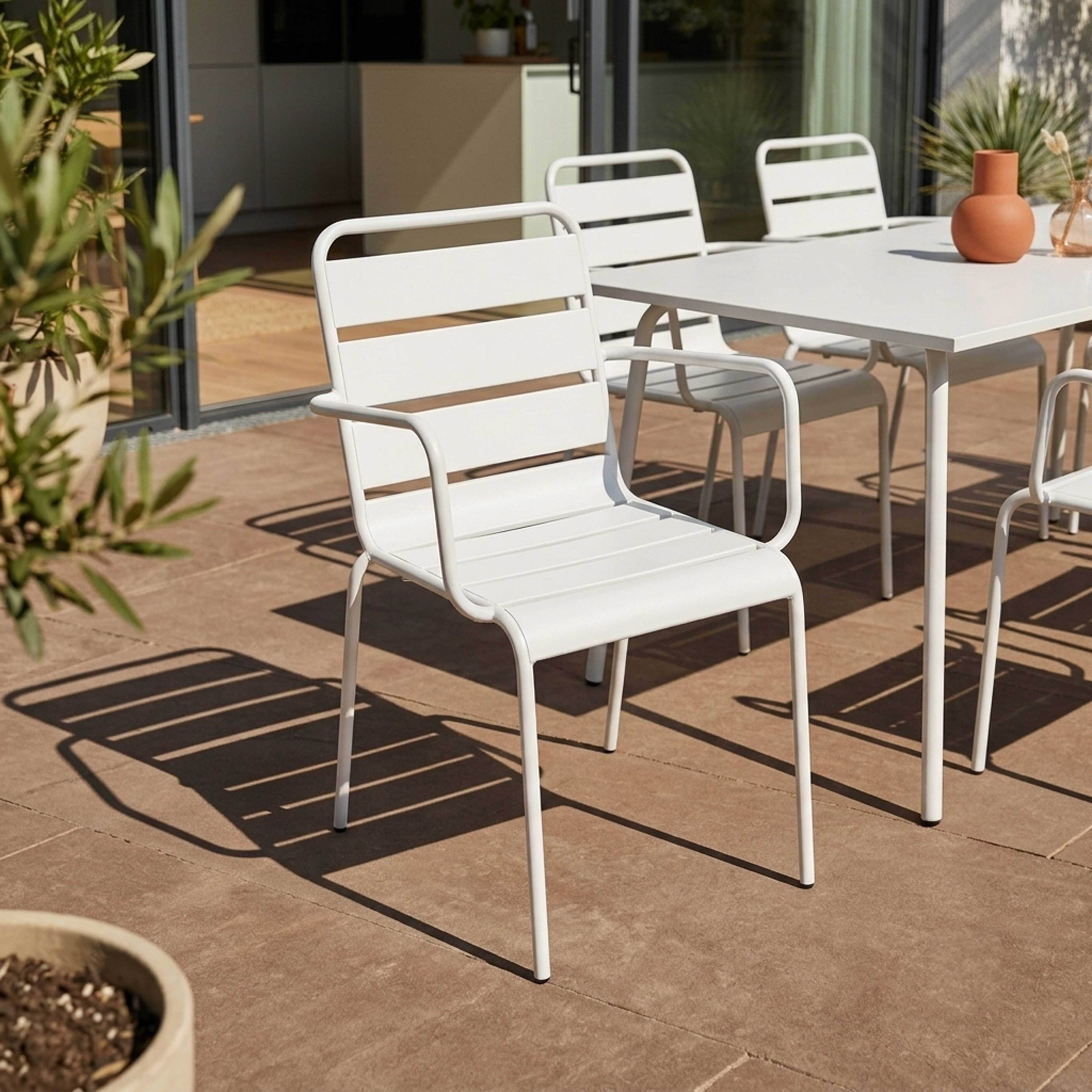 Oviala - Ensemble table de jardin et 6 fauteuils en métal blanc Palavas - Oviala - Image 4