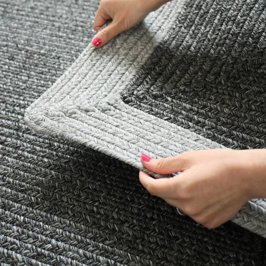 Decoweb - Tapis imitation fibres naturelles extérieur et intérieur - Provence - Anthracite - 120 x 170 cm - Decoweb - Image 4