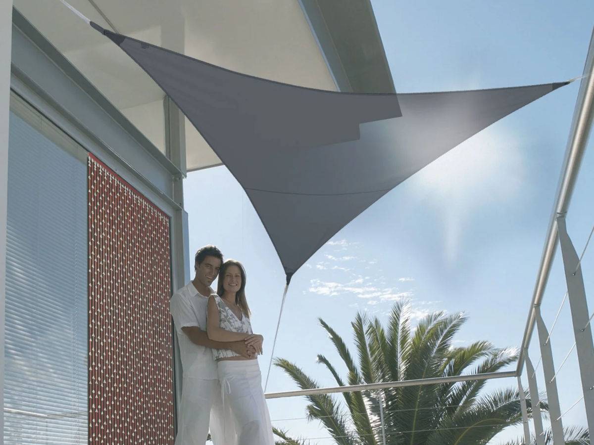 Voile d'ombrage triangulaire SERENITY 5 x 5 x 5 m - Ardoise - Jardiline - Image 1