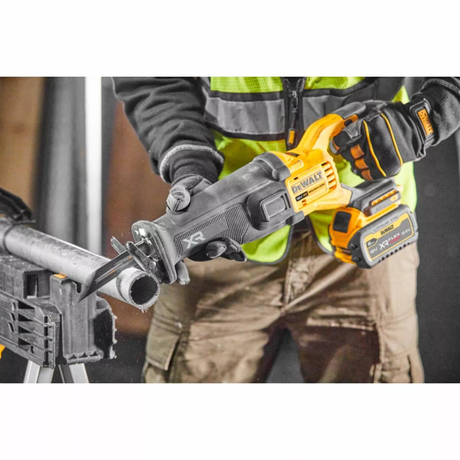 Scie sabre XR 18V ADVANTAGE brushless - Sans batterie ni chargeur - Coffret TSTAK - DEWALT - DCS386NT-XJ - Image 3