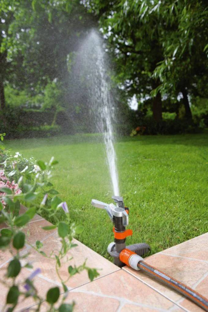 Arroseur-canon sur pic métal plastique Premium - GARDENA - Image 3