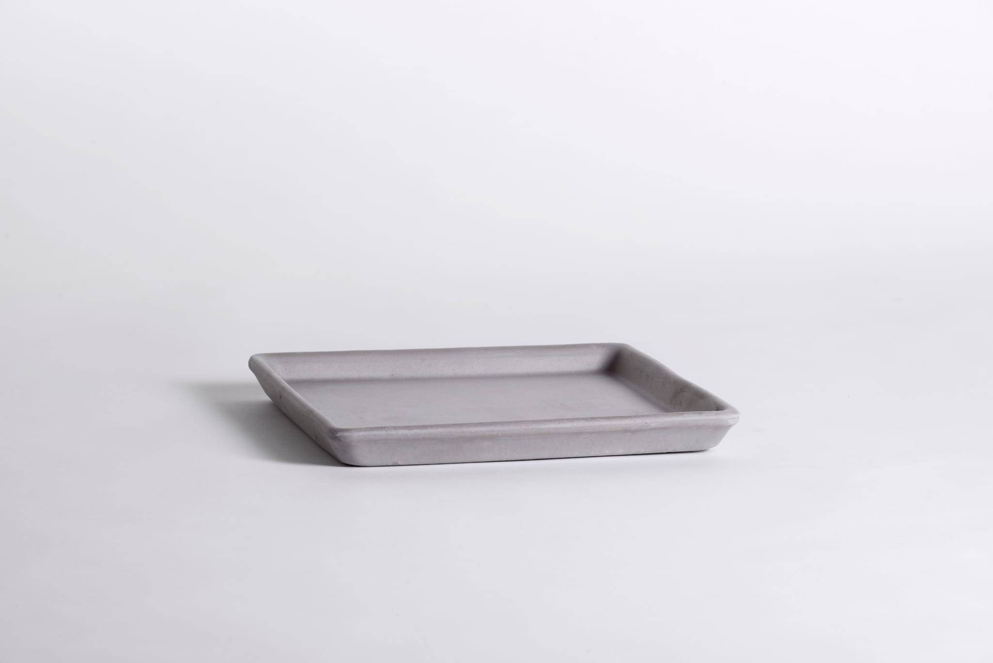Goicoechea - Soucoupe carrée Terre Cuite Grise – GOICOECHEA