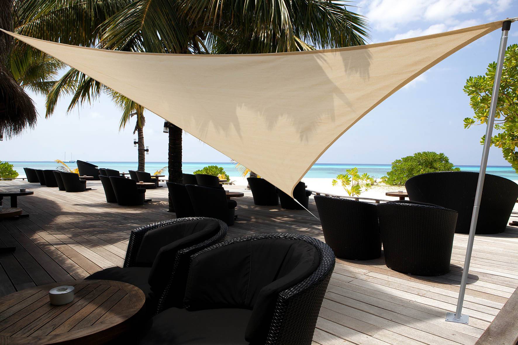 Jardiline - Voile d'ombrage Austral triangulaire Sable 3,60 m
