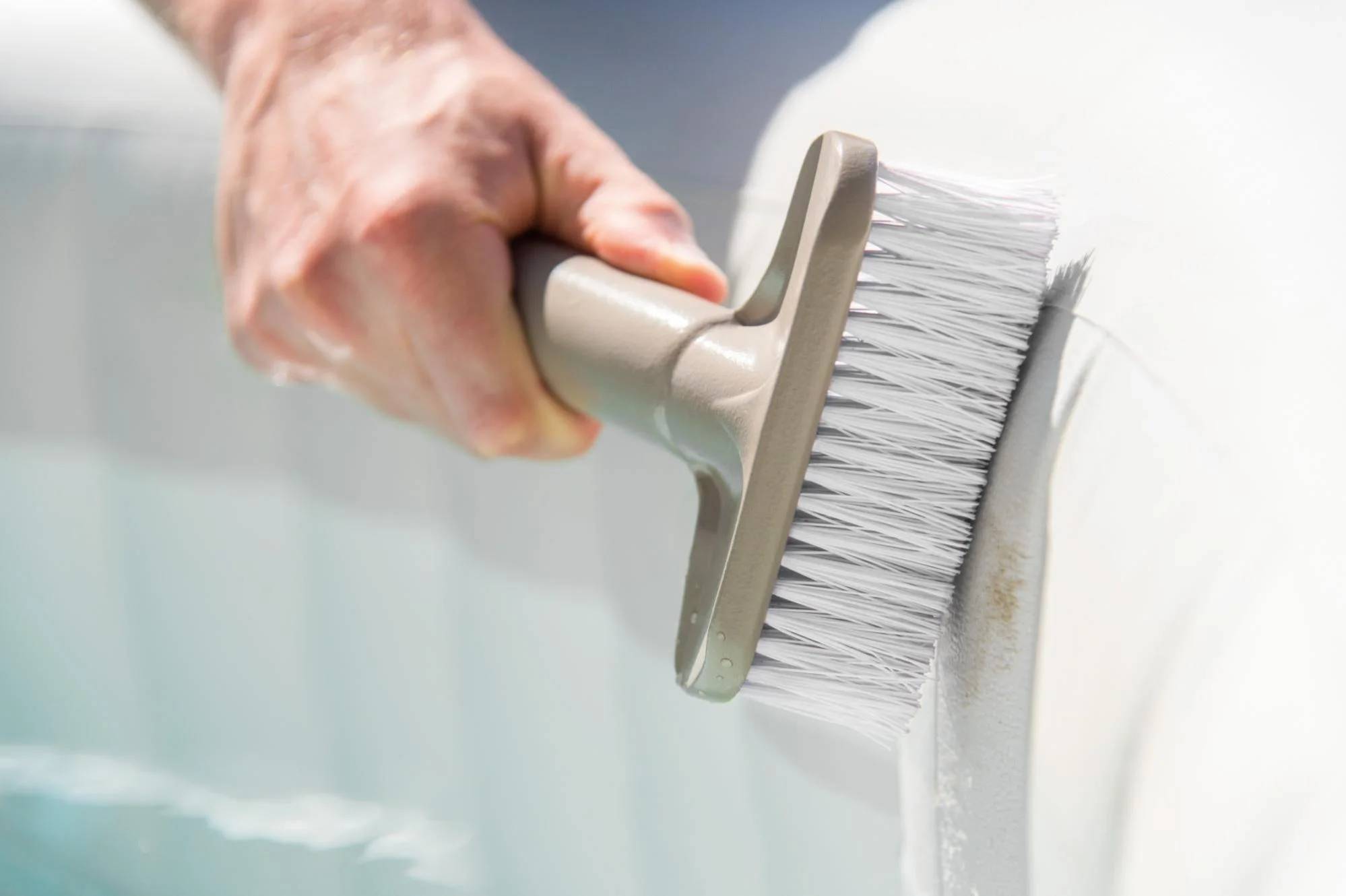 Intex - Intex - Kit d'entretien spa - brosse + épuisette + tampon - Image 6