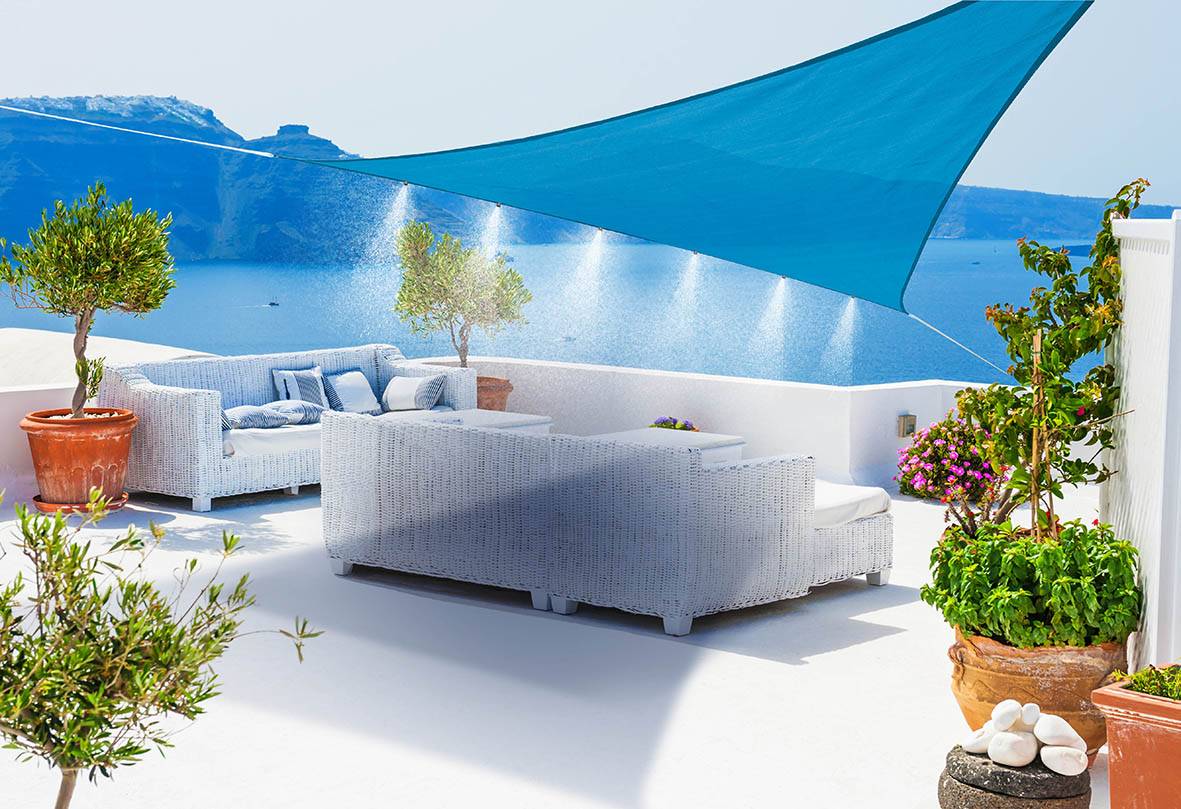 Voile d'ombrage triangulaire 3.60 m Bleu azur avec brumisateur