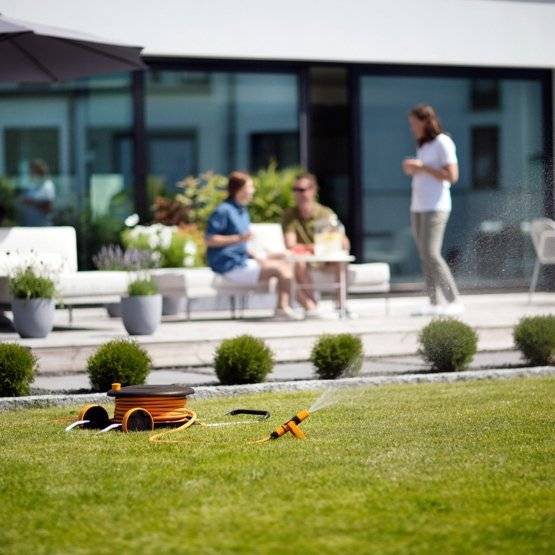Fiskars - Dévidoir L sur roulettes avec tuyau 30 m + 1,5 m/ø13 mm - Image 2