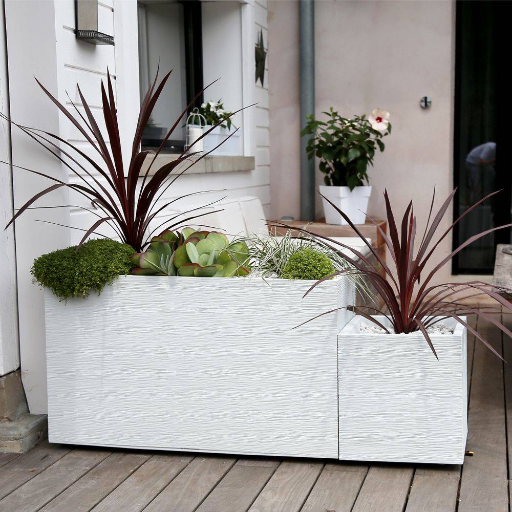 EDA Plastiques - Pot de fleurs carré graphit blanc L39.5 x l39.5 x H43.5 cm - Image 6