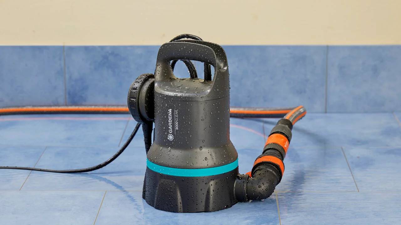 Pompe d'évacuation eaux claires 9000 l/h 300 W GARDENA - Image 6
