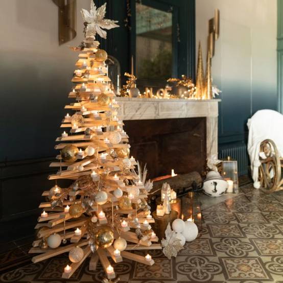 Sapin de Noël en bois 160 cm - Image 1
