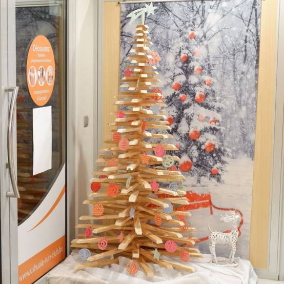 Sapin de Noël en bois 160 cm - Image 4