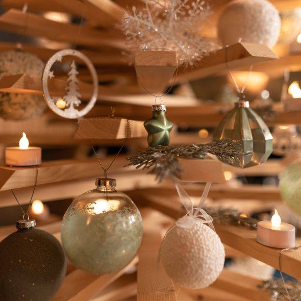 Sapin de Noël en bois 160 cm - Image 6