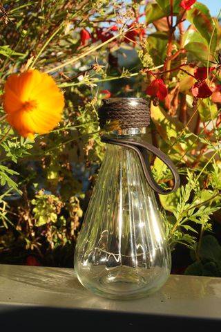 Watt & Home - Ampoule solaire Ziggy verre simili cuir LED Ø 9 cm H 18 cm – WATT & HOME - Image 2