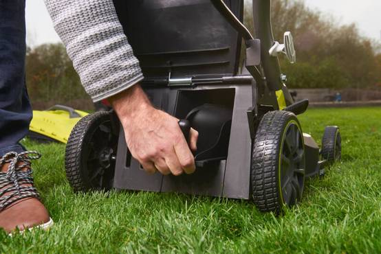 Ryobi - Tondeuse poussée 18V Brushless Ø coupe 37 cm ramassage et mulching - Ryobi - Image 3