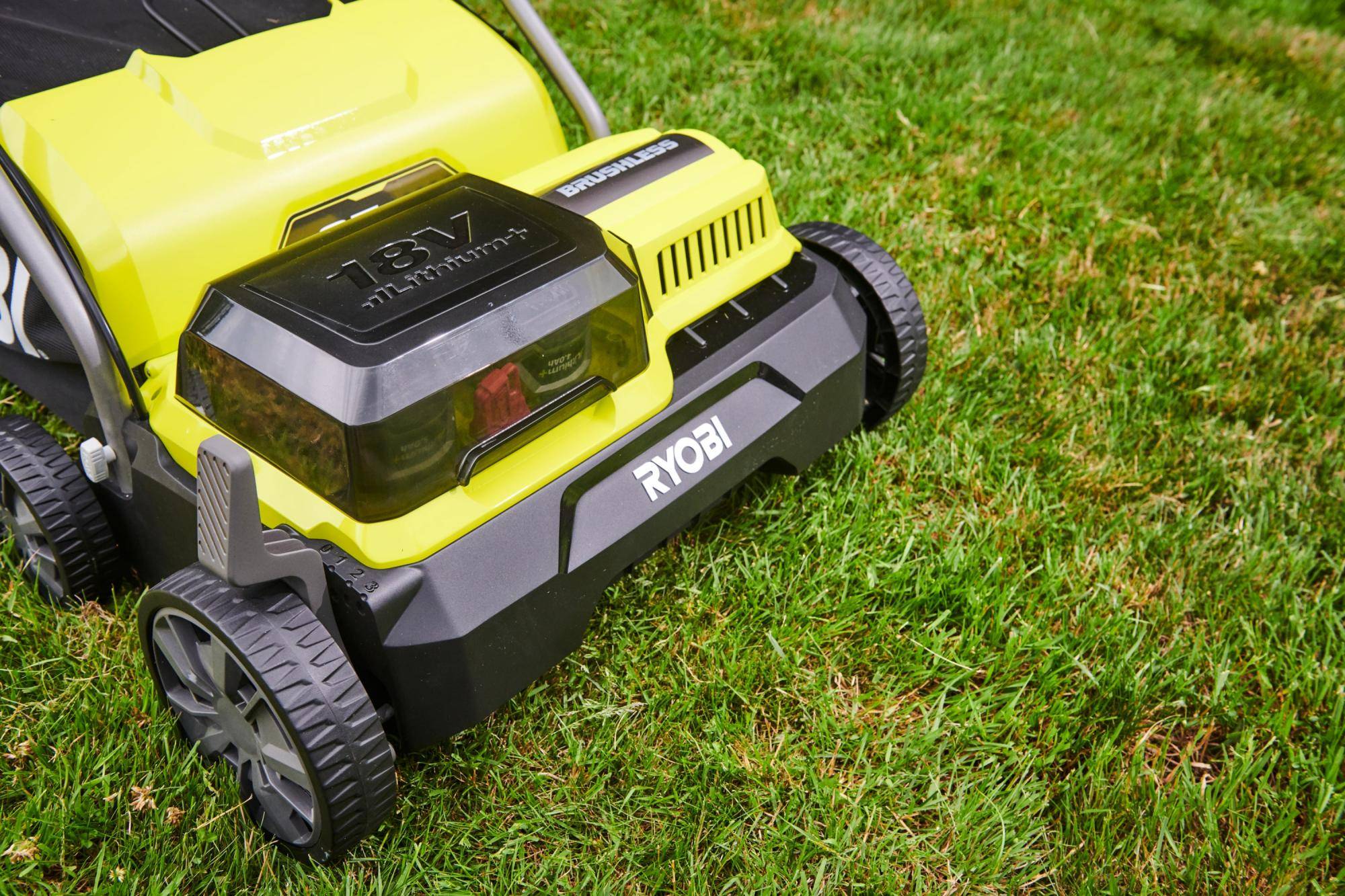 Ryobi - Scarificateur aérateur brushless Ø 35 cm vert et gris - Ryobi - Image 9