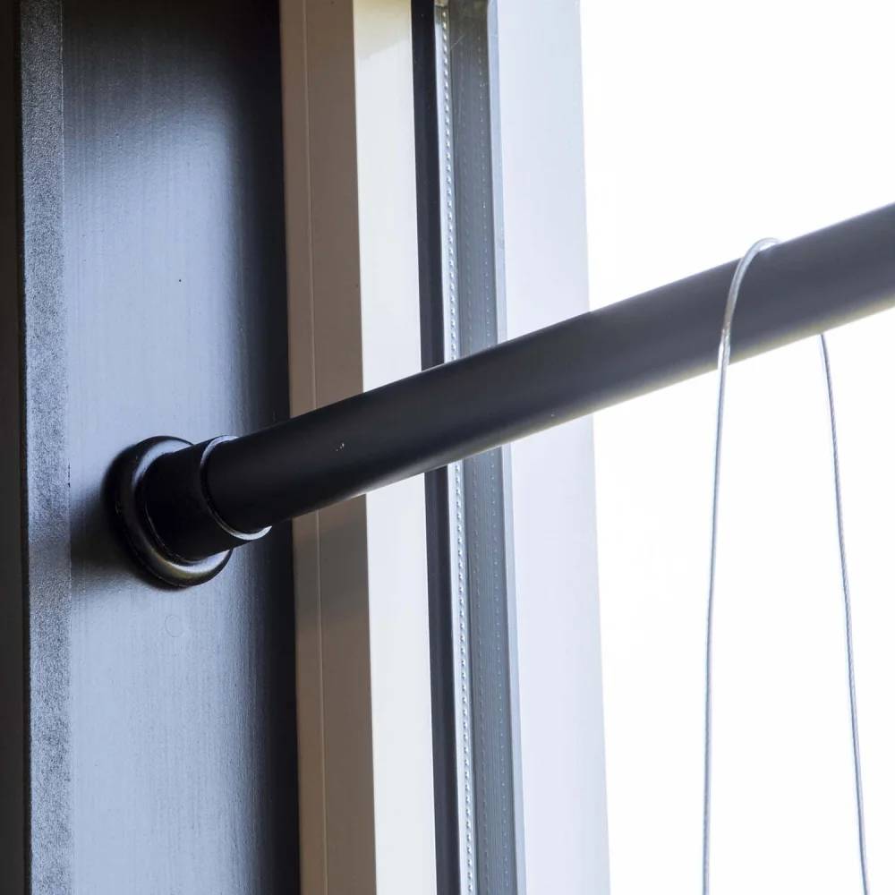 Barre Téléscopique Acier Carbone Noir Ø 4,90 cm L 216 cm – ESSCHERT DESIGN
