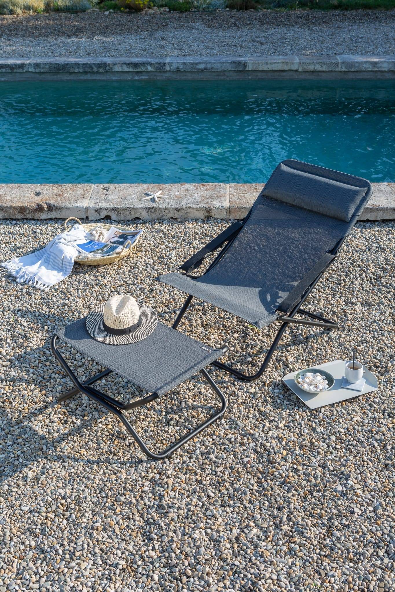 Lafuma-Mobilier - Transat de Jardin acier Batyline obsidian Transabed Lafuma Mobilier - Image 1
