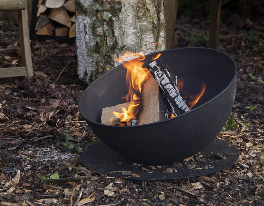 Esschert Design - Brasero Inclinable Noir – ESSCHERT DESIGN - Image 5