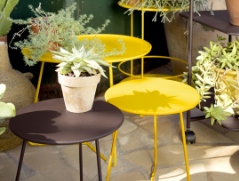 Fermob - Table d'appoint d'extérieur ronde acier miel Cocotte Fermob - Image 1