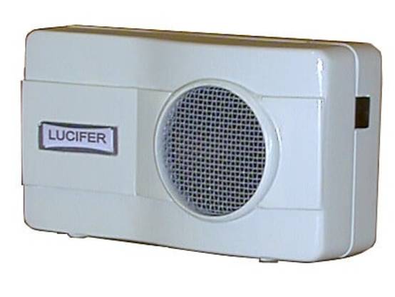 Repousseur ultrasons contre rats et souris secteur et pile - LUCIFER - Image 3