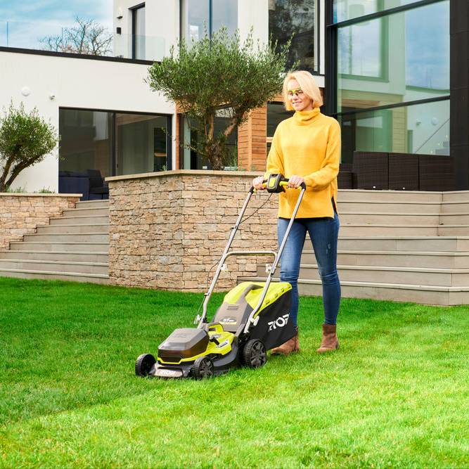Ryobi - Pack comprenant : une tondeuse hybride + un coupe-bordures - Image 9