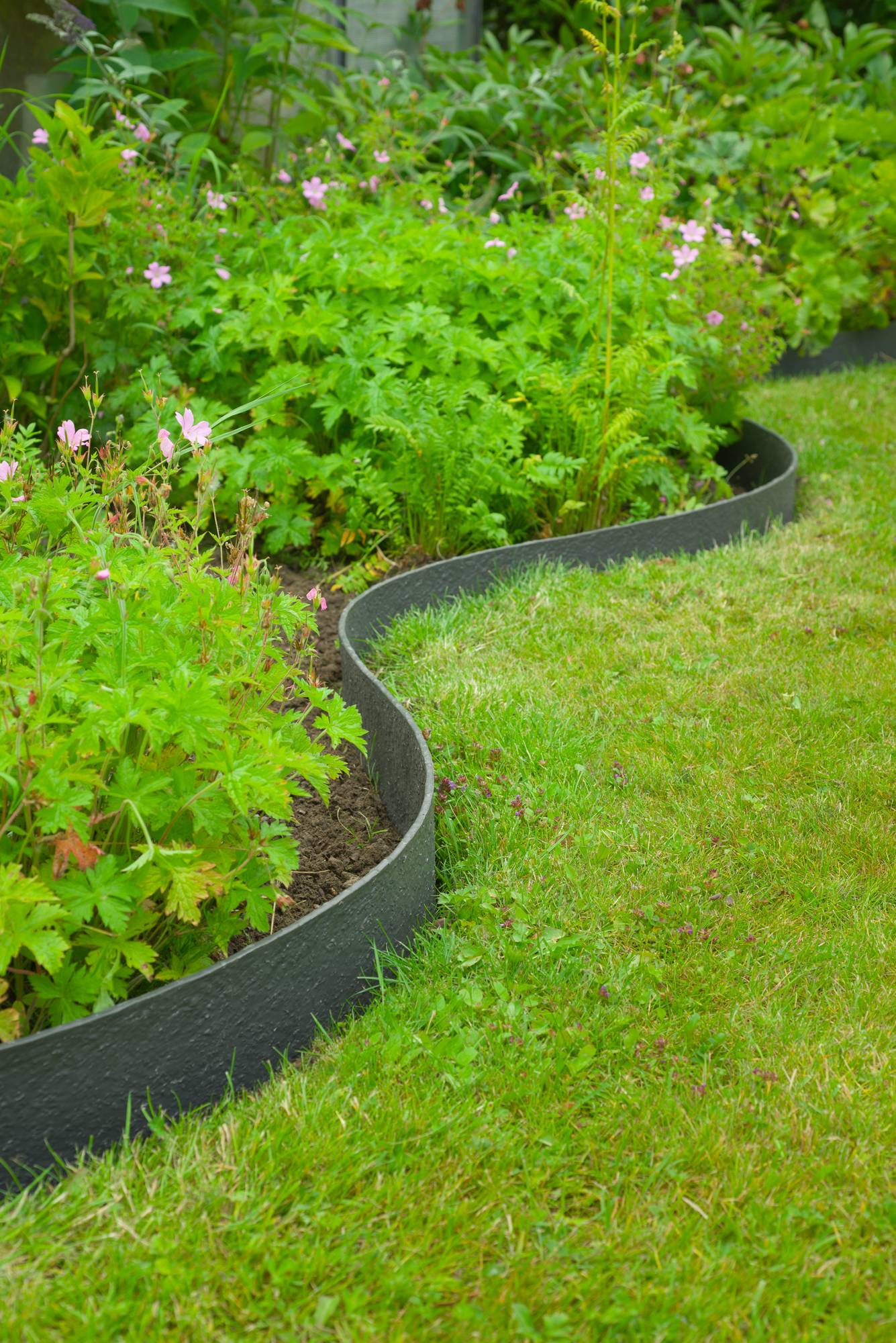 Bordure de jardin PE/PP recyclé noir surface texturée H 12 cm L 12 m - NATURE