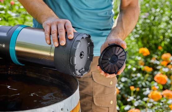 Pompe pour collecteur d'eau de pluie – GARDENA - Image 4