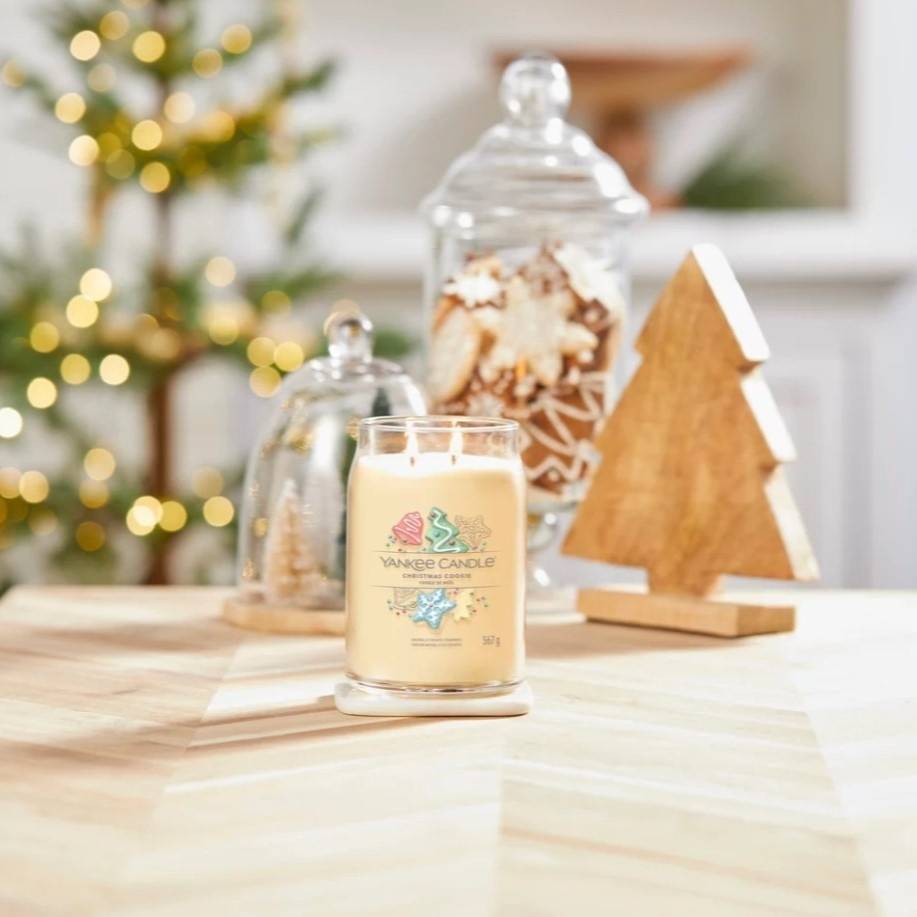 Bougie parfumée cire de soja beige H.15.7 cm Ø9.9 cm - Yankee candle - Image 2