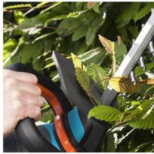 Taille-haies électrique filaire GARDENA ComfortCut 550/50 - 550W - Image 2