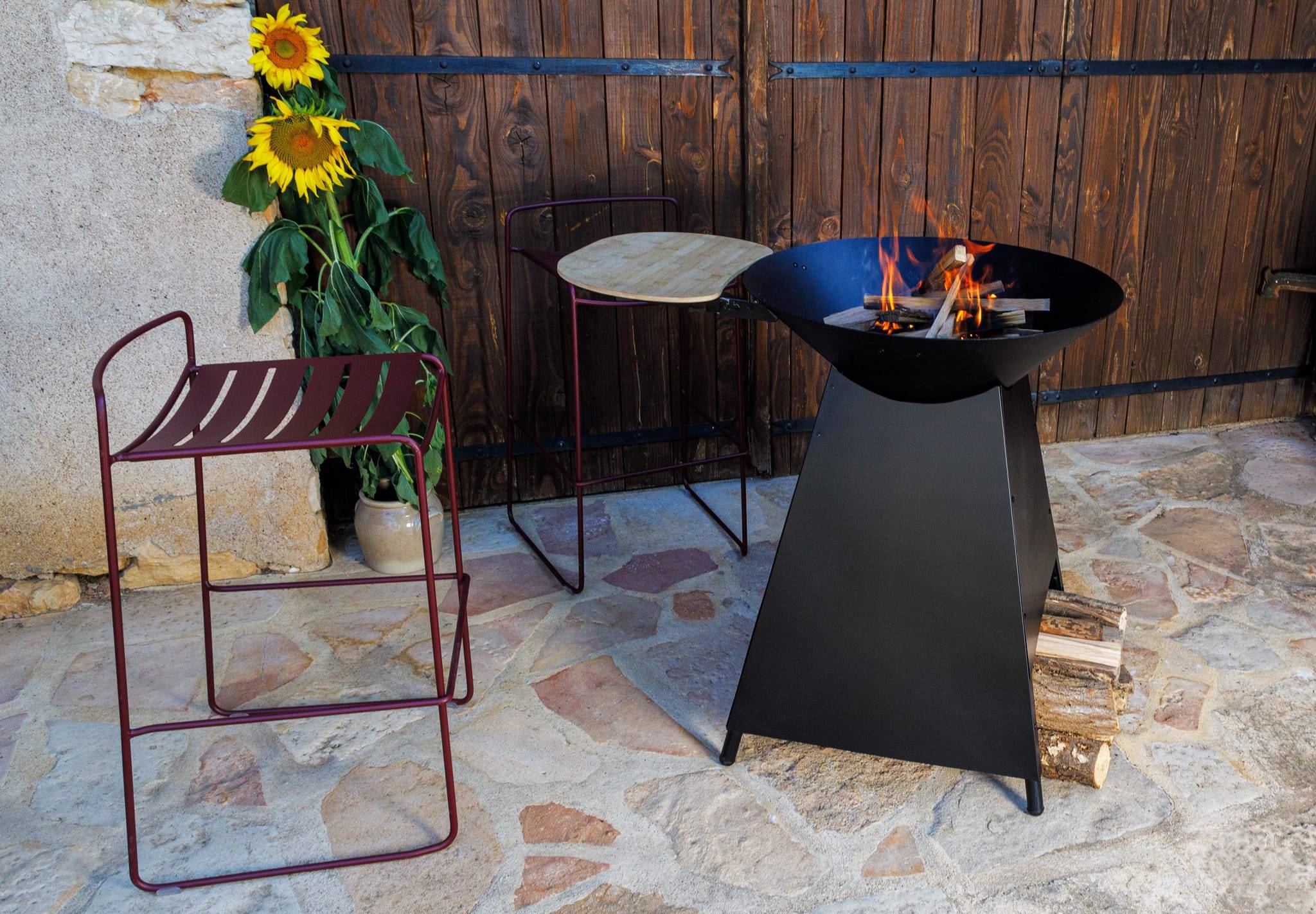 Somagic - Brasero de cuisson acier laqué sur pieds - Somagic - Image 2