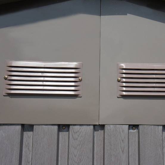 Chalet et jardin - Abri de Jardin Métal Aspect Bois Vieilli Double Porte 2,43 m² Ep. 0,3mm - CHALET ET JARDIN - Image 12