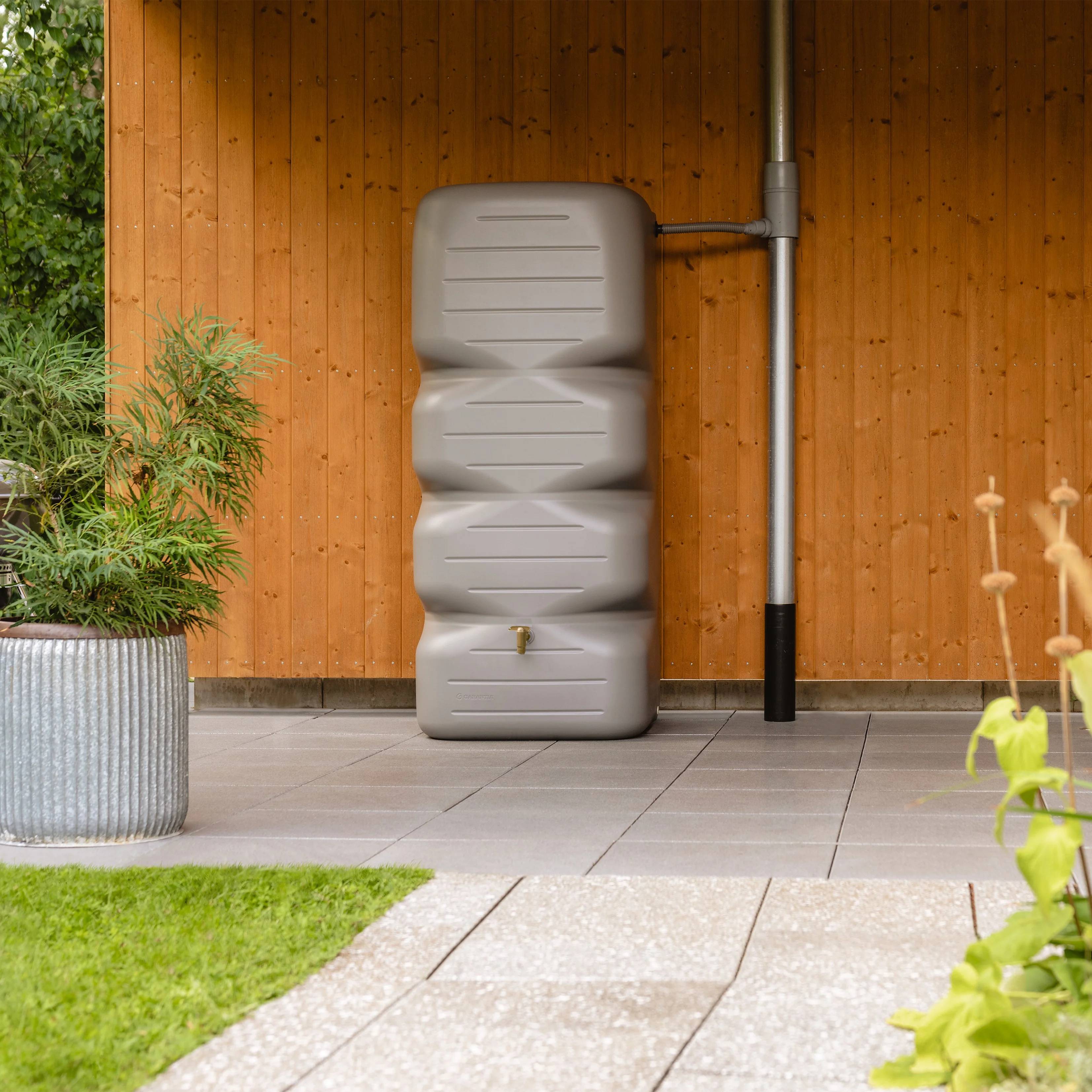 Garantia - Récupérateur d'eau de pluie 1000L robinet et collecteur inclus gris béton - GARANTIA - Image 5