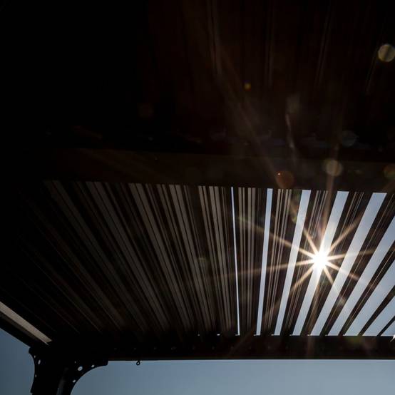 Pergola autoportante bioclimatique 10.80 m2 - Image 5