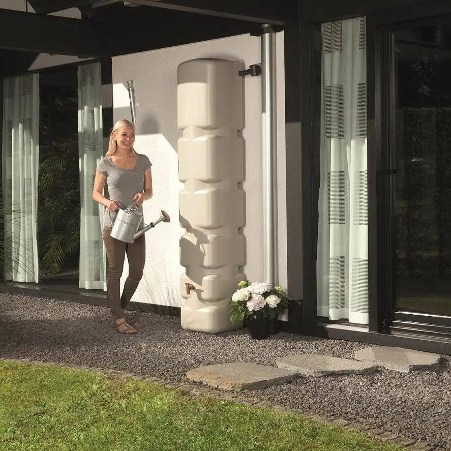 Garantia - Récupérateur d'eau de pluie 300L murale collecteur et robinet inclus basic - GARANTIA
