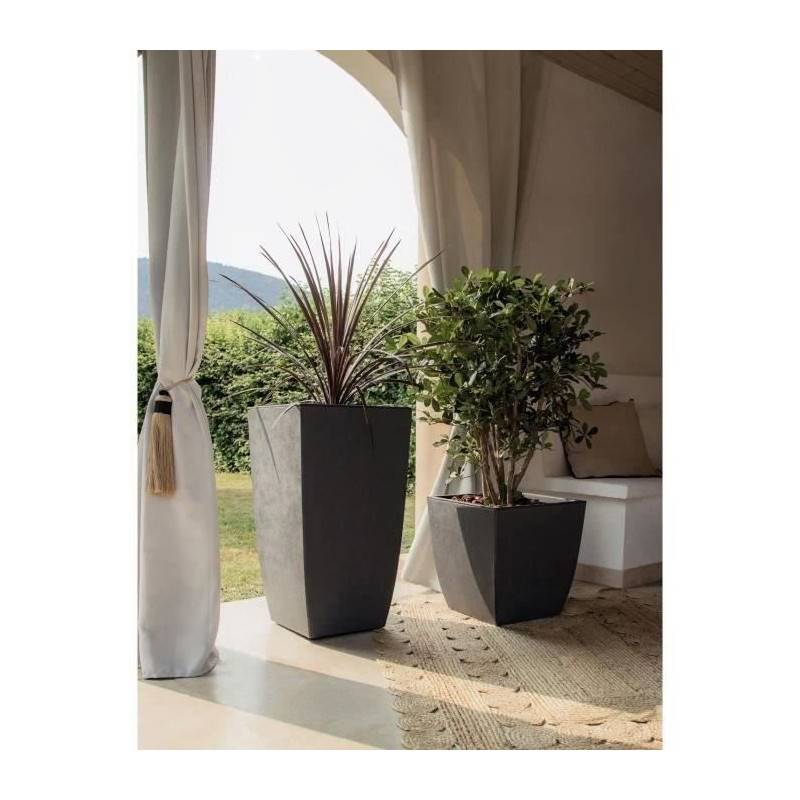 Bac à fleurs carré plastique gris anthracite L.43.5 l.43.5 H.44.2 cm Diva Basalt - Eda plastiques - Image 1