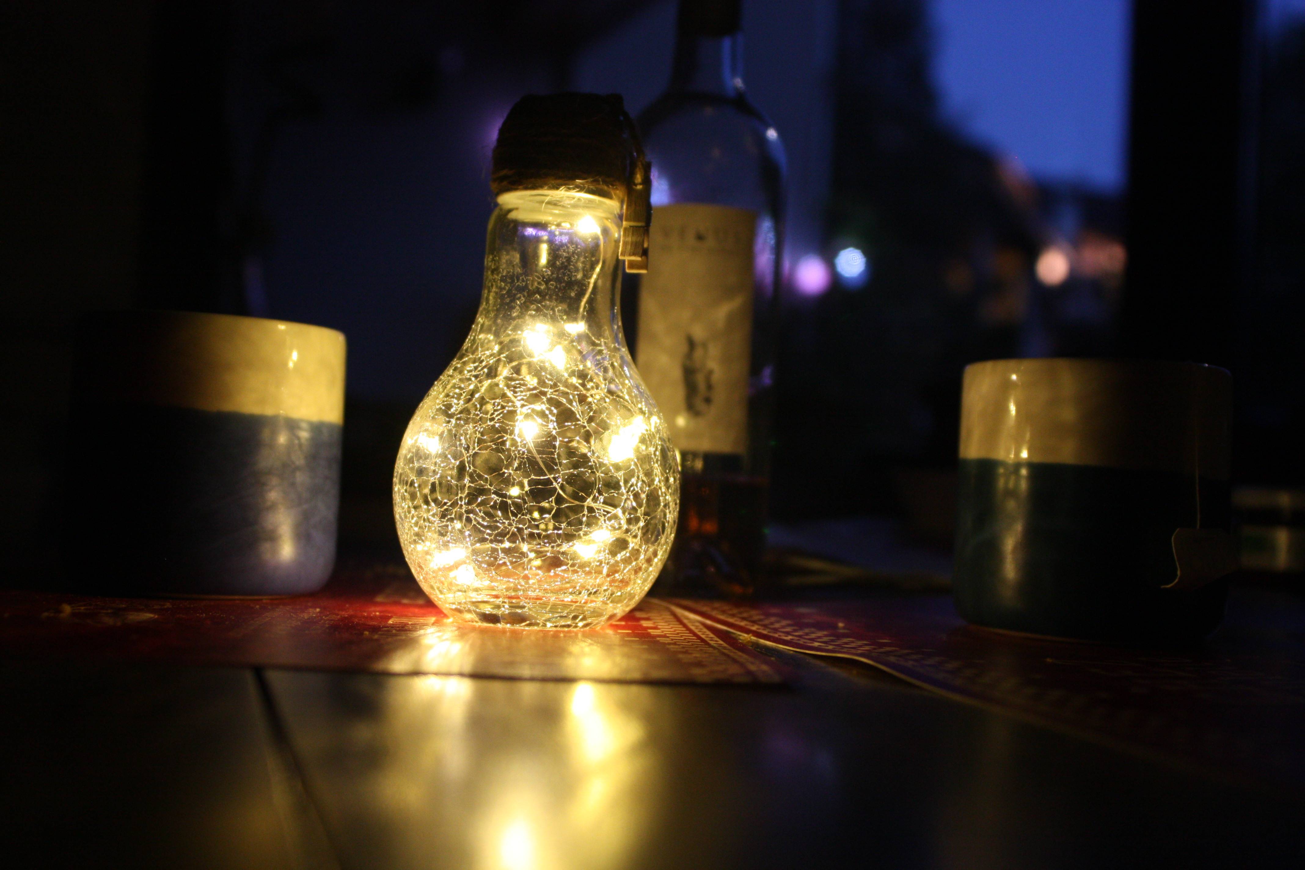 Ecloz - Ampoule solaire déco à poser verre craquelé 8 lumens - ECLOZ - Image 1