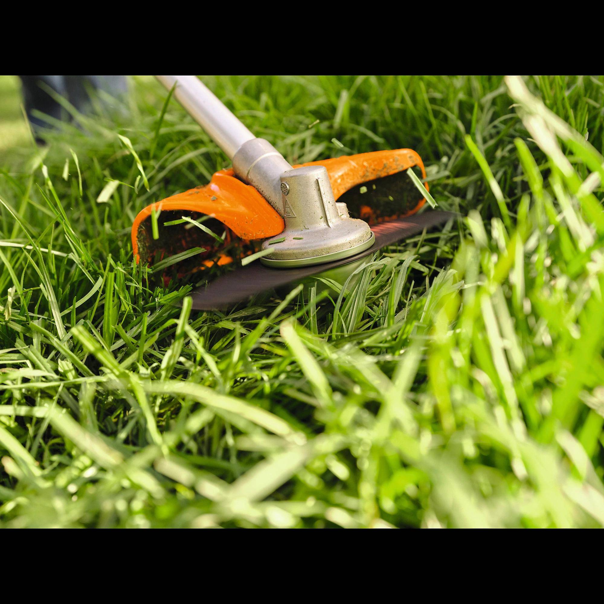 Débroussailleuse sans fil batterie 36V noir l.380 mm FSA 80R - Stihl - Image 2