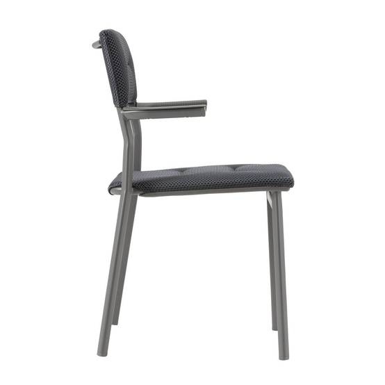 Lafuma-Mobilier - Fauteuil de jardin alu dark Grey /titane Oron Lafuma Mobilier - Image 1