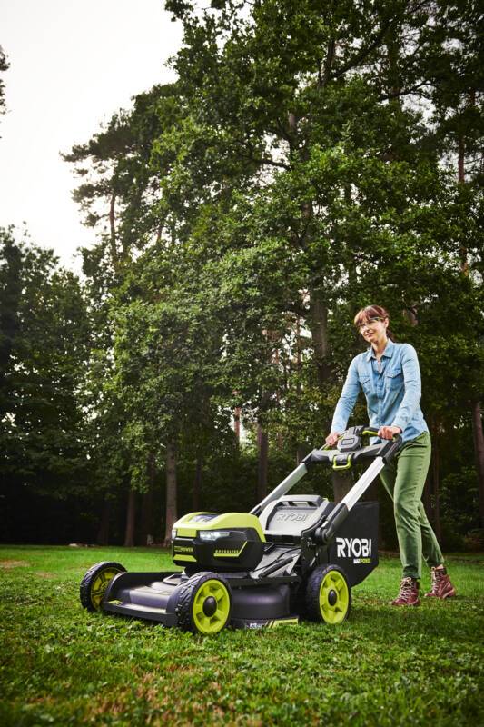 Tondeuse tractée à batterie Ø coupe 53 cm modèle RY36LMXSP53A-160 - Ryobi - Image 8