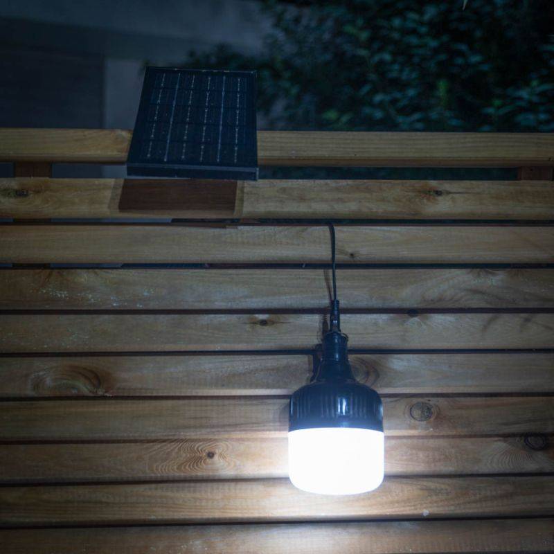 xanlite - Lanterne LED noire à suspendre hybride IP44 rechargeable et solaire 250 Lum. 5000K Blanc neutre - Image 4