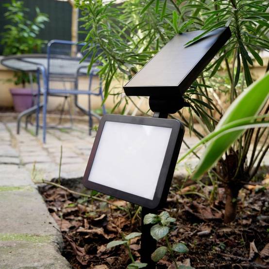 xanlite - Borne solaire LED, IP44, 2 modes de fixation, autonomie 14h, 200 Lumens, 6500K, Blanc froid - Image 5